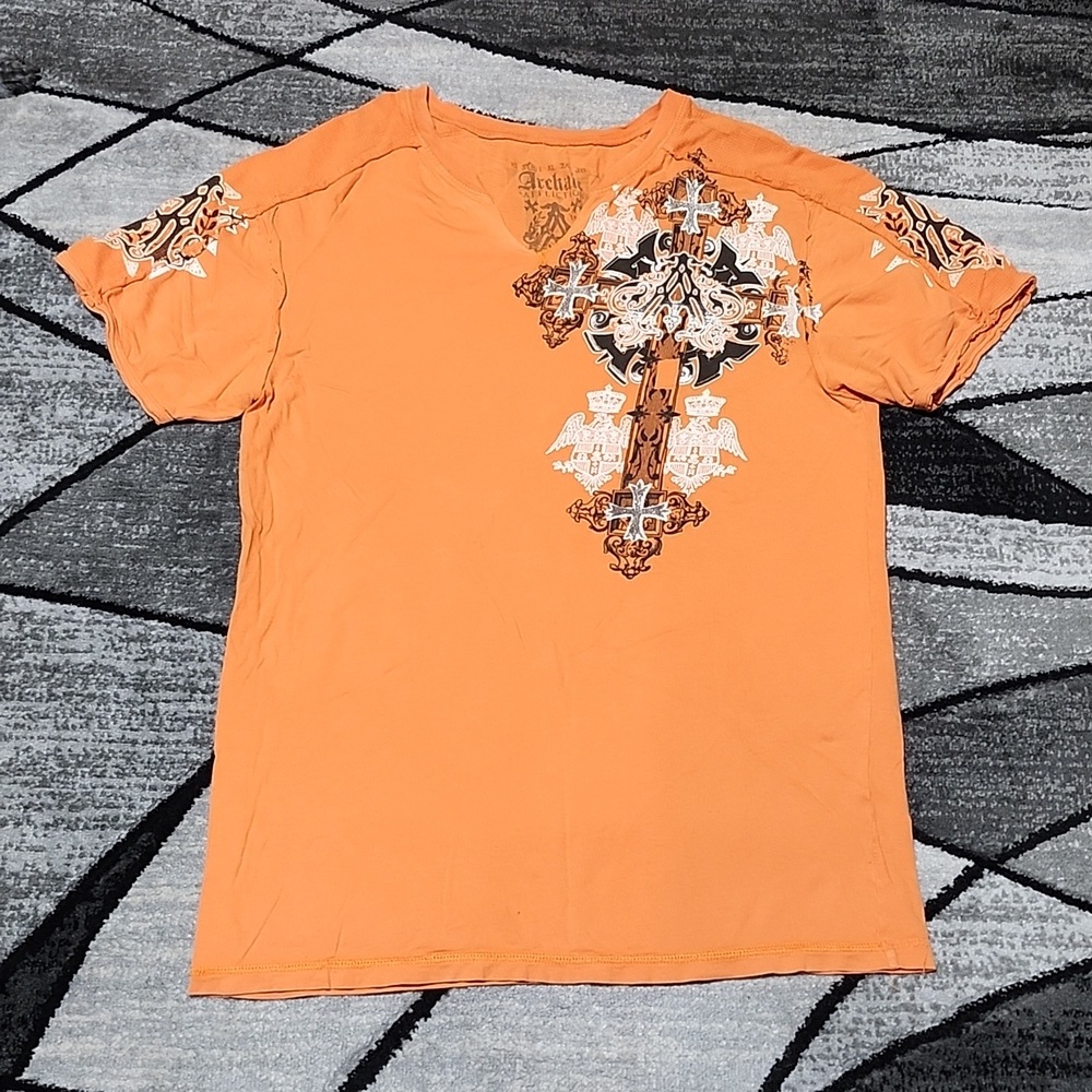 VINTAGE ARCHAIC BY AFFLICTION ORANGE DISTRESSED V-NECK GRAPHIC TEE-SHIRT…